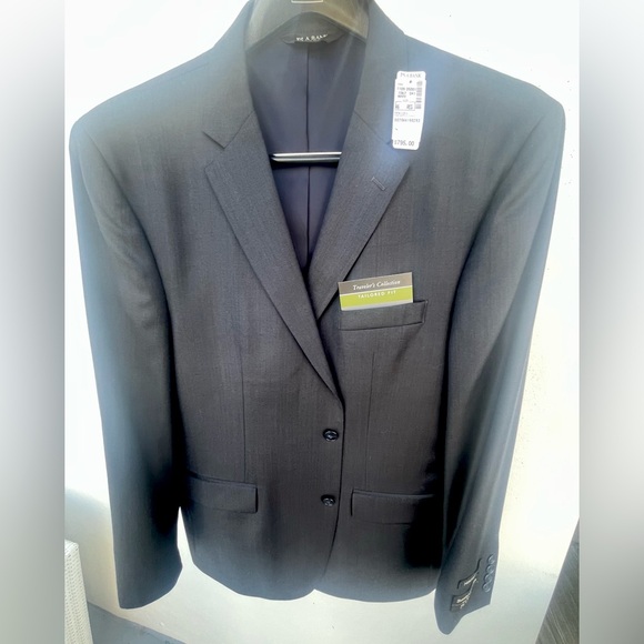 Jos. A. Bank Suit - Traveler’s Collection - Tailored fit- Natural Stretch - Picture 1 of 14